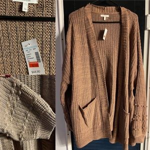 NWT 3X Maurice’s Brown Sweater/Cardigan with a detailed, bubble sleeve!